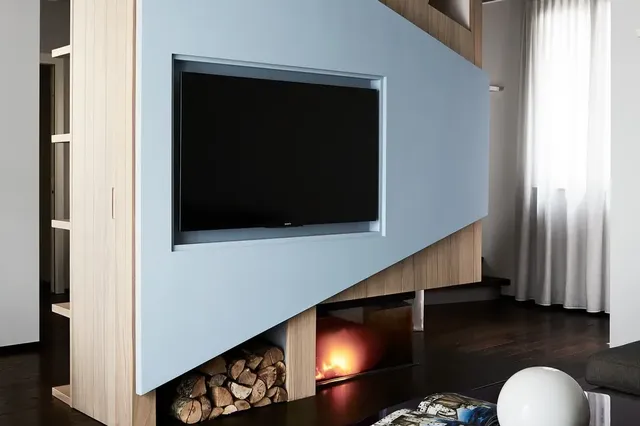 Il locale tecnico di casa: rack, domotica, VMC e lavatrice in un mobile