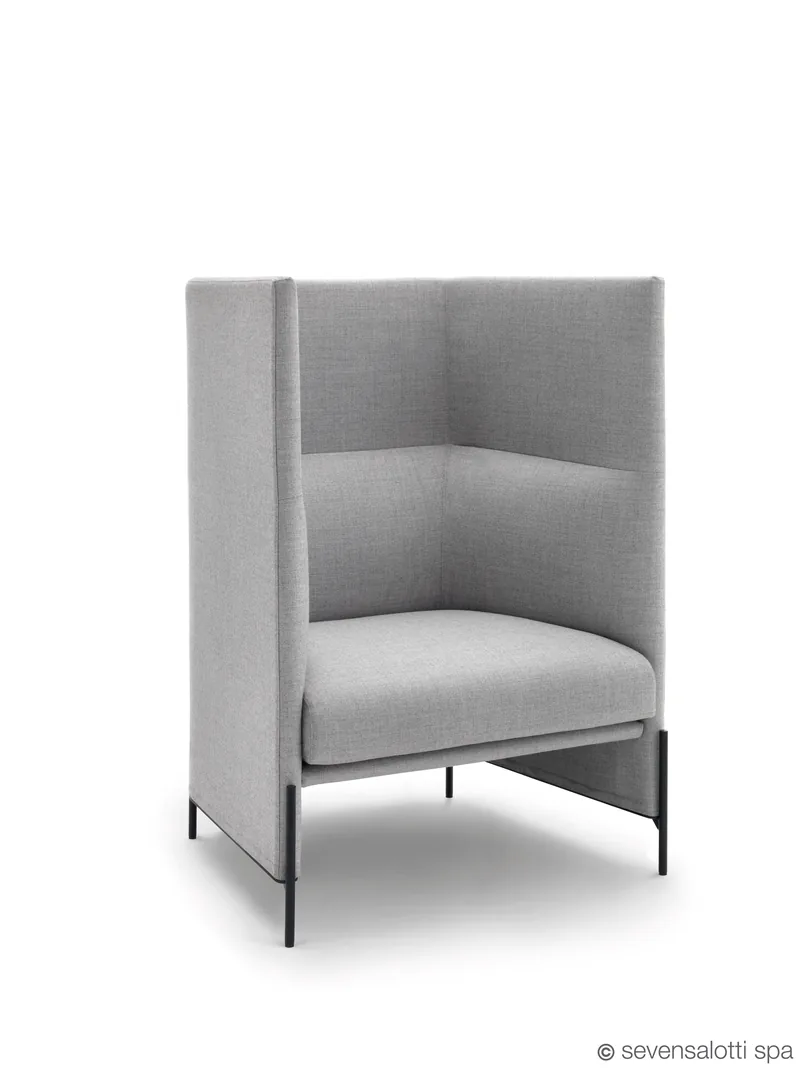 Poltrona Algon Arflex a schienale alto, grigio chiaro