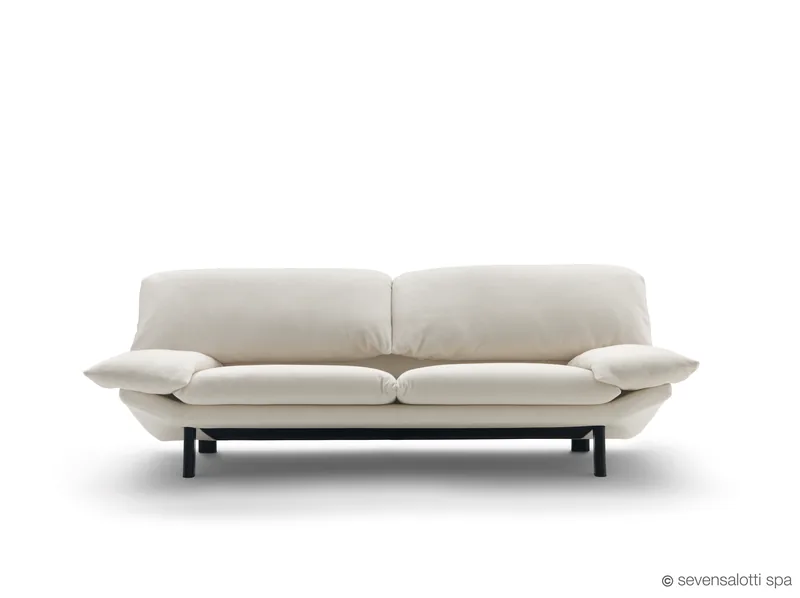 Divano Casablanca Arflex, bianco panna, vista frontale