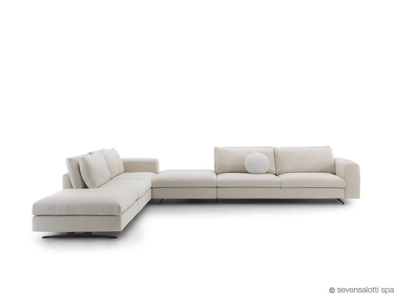Composizione angolare Leenus Arflex con elemento aperto, color crema