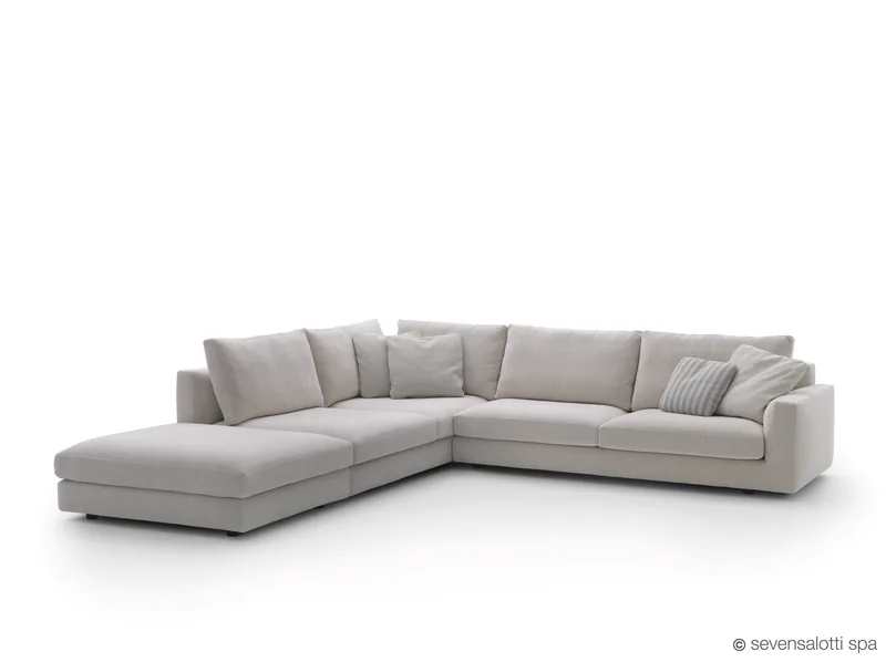 Light grey Arflex Rendez-Vous corner composition with an island unit