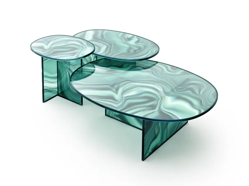 Tavolini Liquefy di Glas Italia sovrapposti, in cristallo verde venato